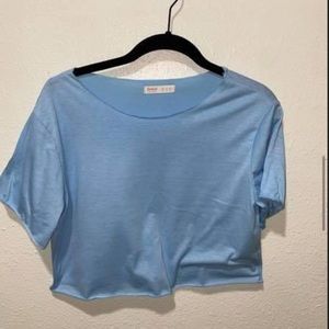 small blue cropped tee